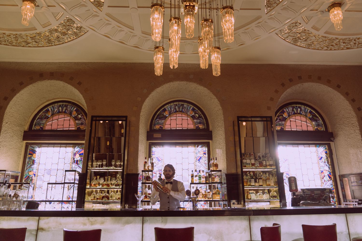 Casino lounge